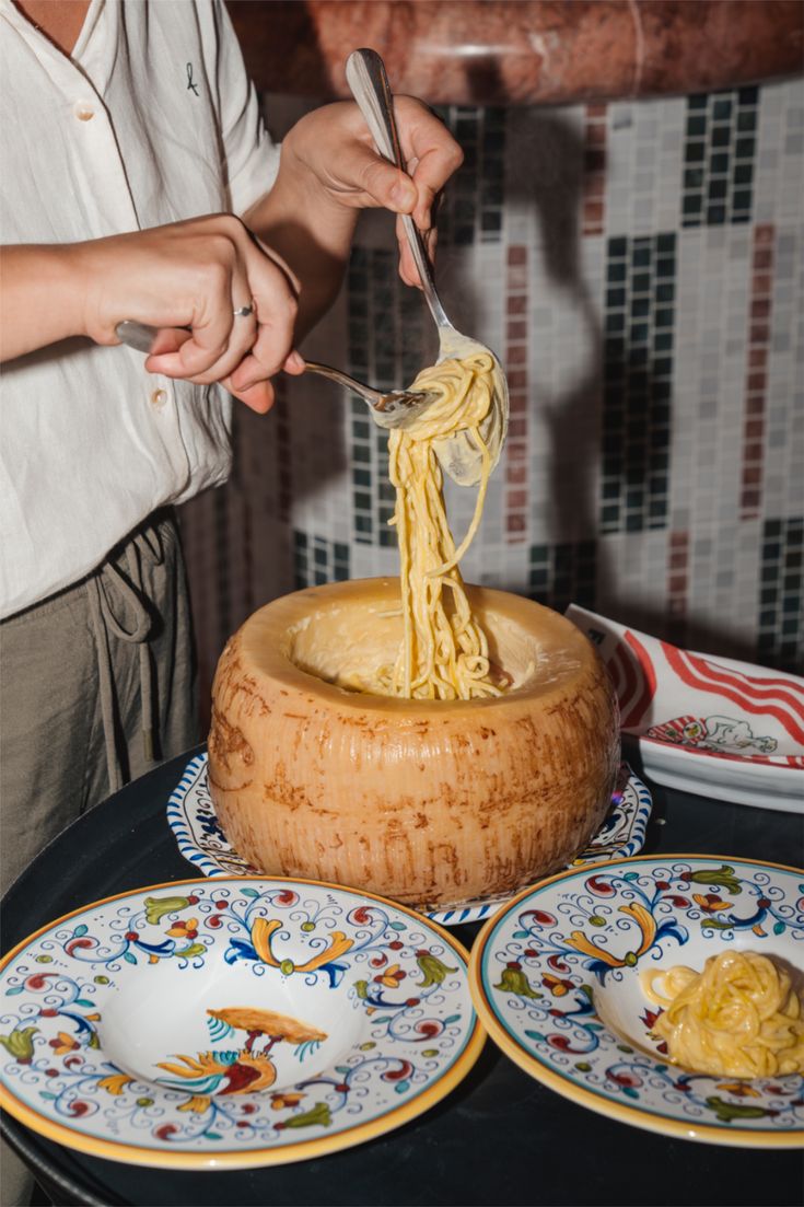 Pasta in cheese